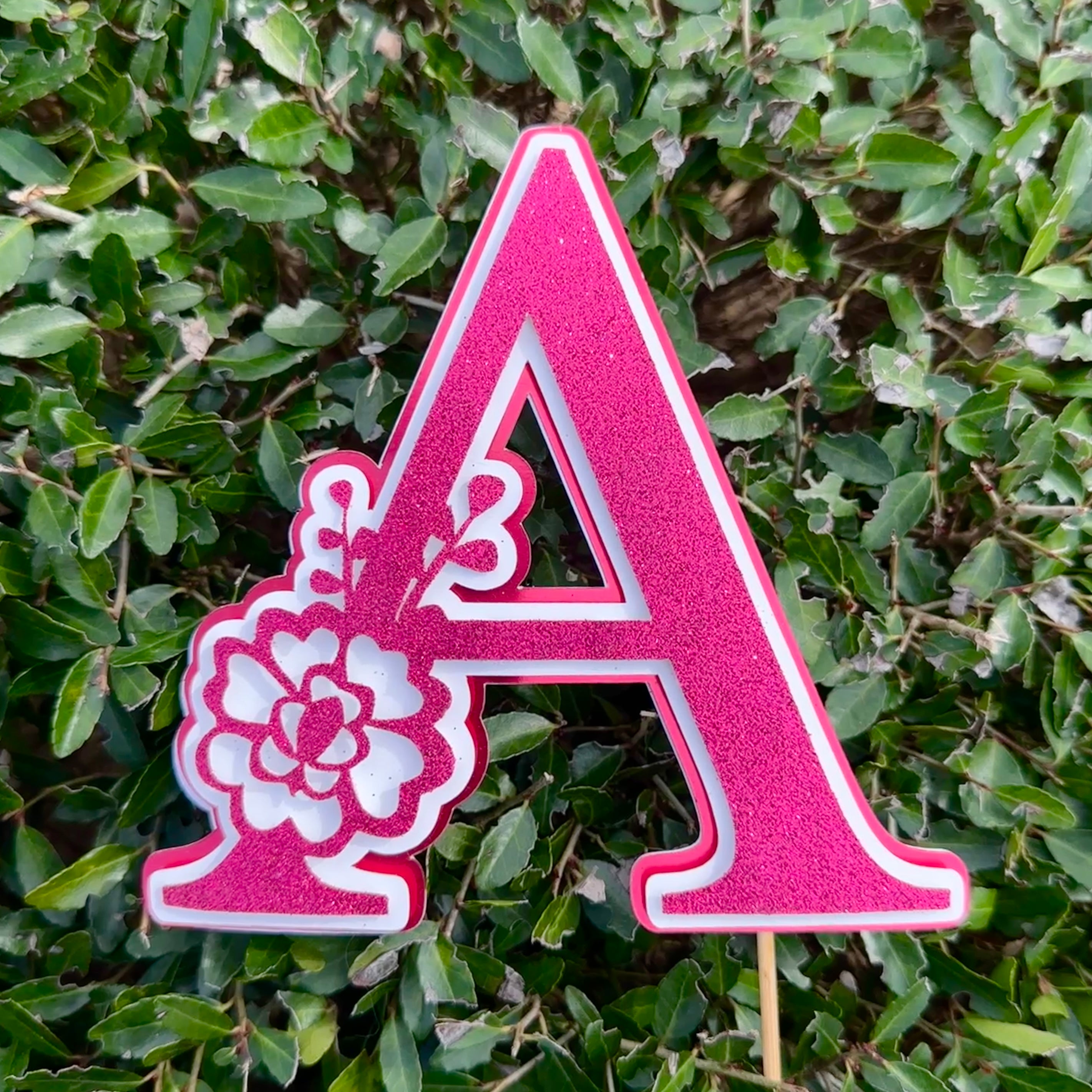 Simple Custom Letter Topper – Mariposa de Glitter